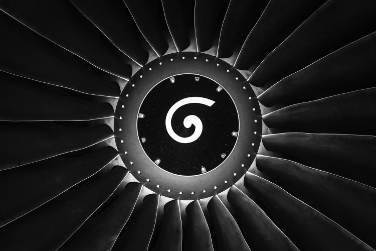 Picture 4 of Spiral image on airplane engine?  Do people draw for fun?