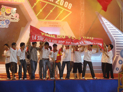 Picture 2 of SPK-KNIGHT won the championship of Robocon 2009