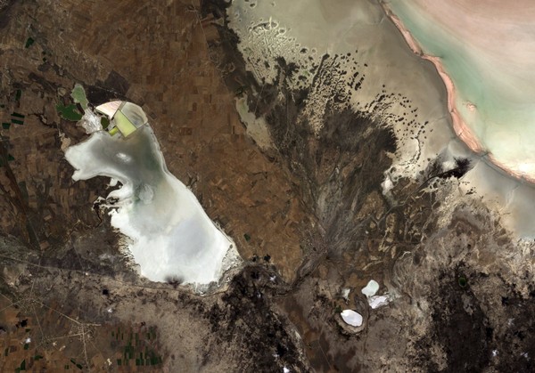 Picture 6 of Spot the enchanting Earth from space satellites