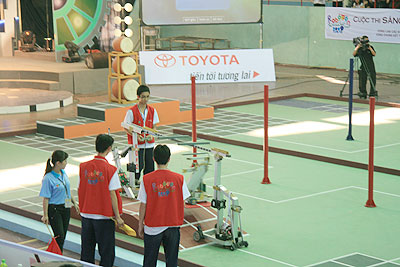 Picture 1 of Starting the 2009 Robocon final round