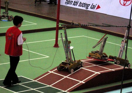 Picture 1 of Starting the North Robocon qualifying competition