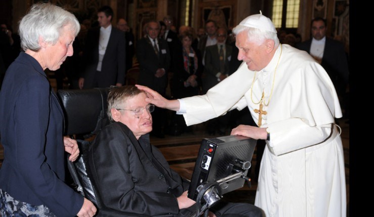 Picture 14 of Stephen Hawking's life through photos