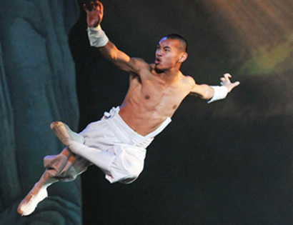 Picture 4 of Stories about flying people