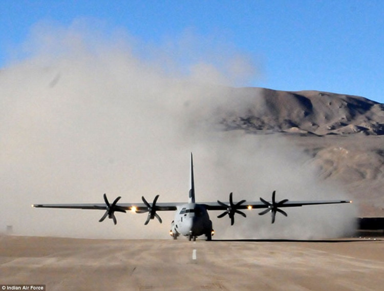 Picture 12 of Strange airports in the world