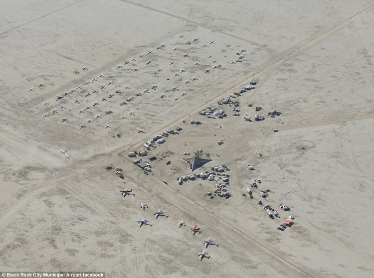 Picture 3 of Strange airports in the world