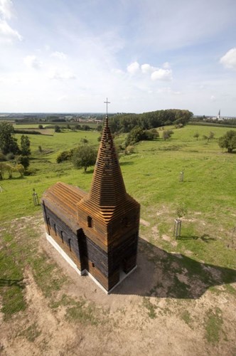 Picture 1 of Strange church has the ability to 'disappear'