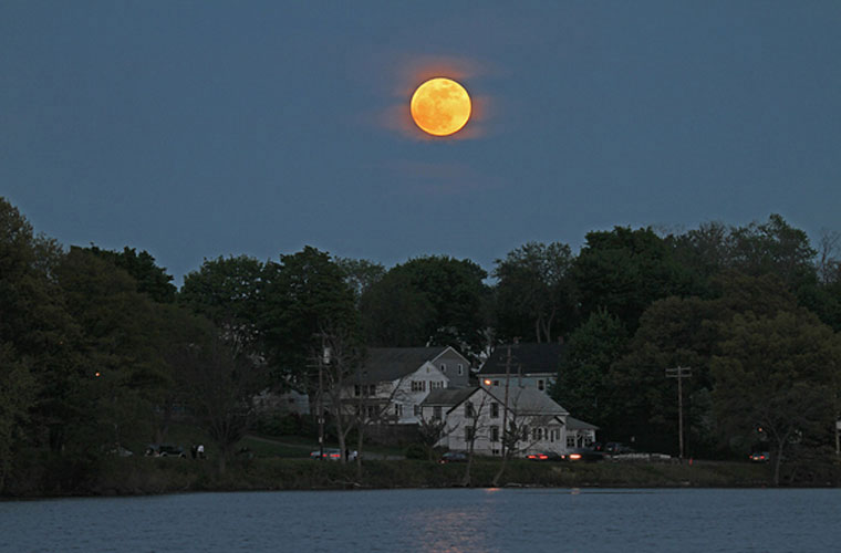Picture 6 of Strange facts about Super Moon