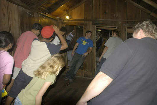 Picture 3 of Strange house challenges the law of gravity