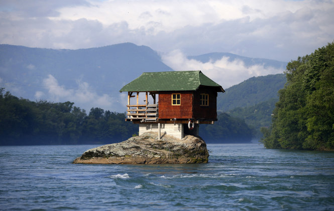Picture 11 of Strange houses in the world