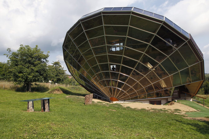 Picture 14 of Strange houses in the world
