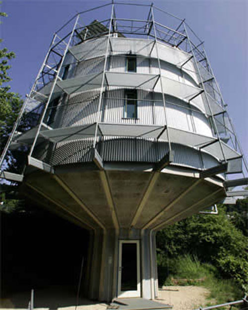 Picture 9 of Strange houses in the world