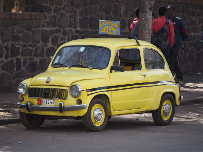 Picture 17 of Strange life in Africa's most mysterious country