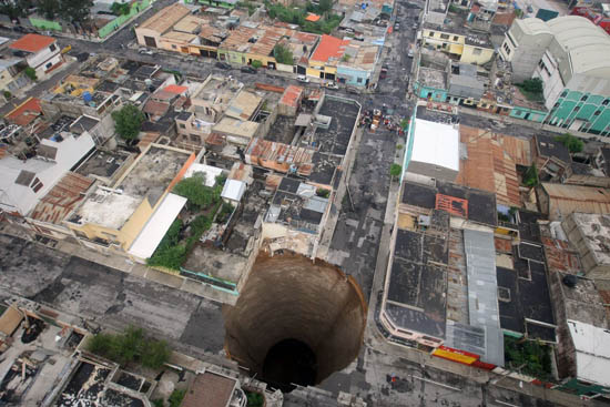 Picture 4 of Strange phenomena after a disaster