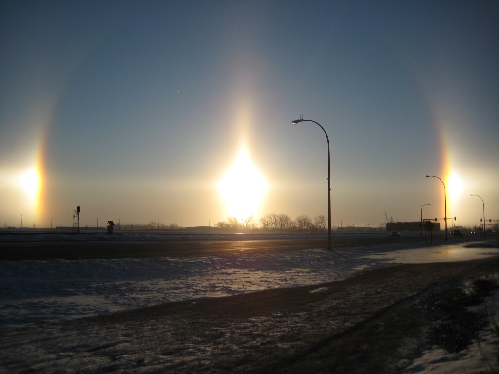 Picture 3 of Strange phenomena of the sun happen like miracles