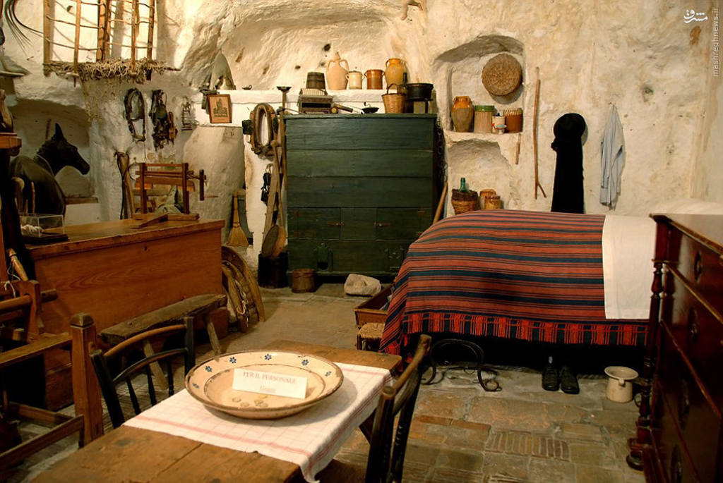 Picture 9 of Strange residents live in the 9,000-year-old cave, no electricity and water!