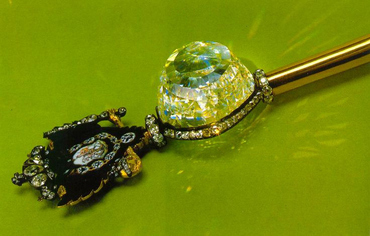 Picture 2 of Strange story about the royal treasures of the Russian Royal Family
