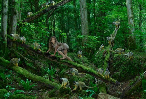 Picture 3 of Strange tragedy of children living with wild animals