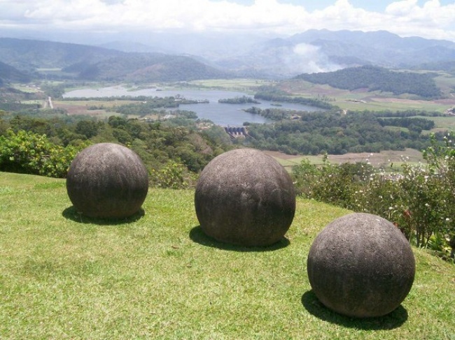 Picture 2 of Strangely, 10 mysterious scientific antiques still cannot explain