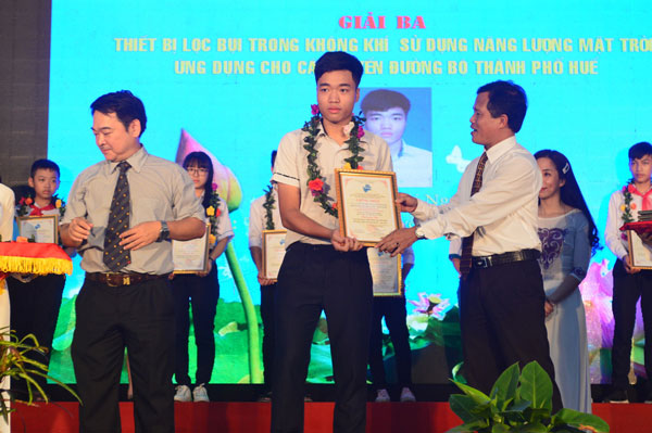Picture 5 of Street air purifier of students: Just block fine dust, just make billboards
