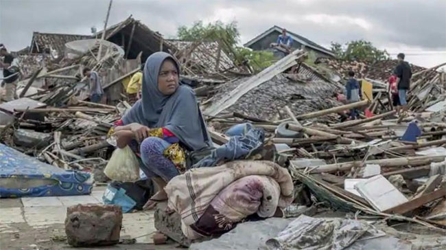 Picture 4 of Students invent 'tags' to search for earthquake victims