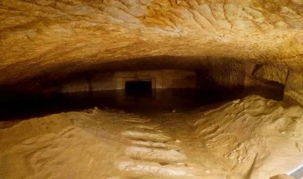 Picture 1 of Stunned discovery in ancient tomb 'human soup' in Egypt