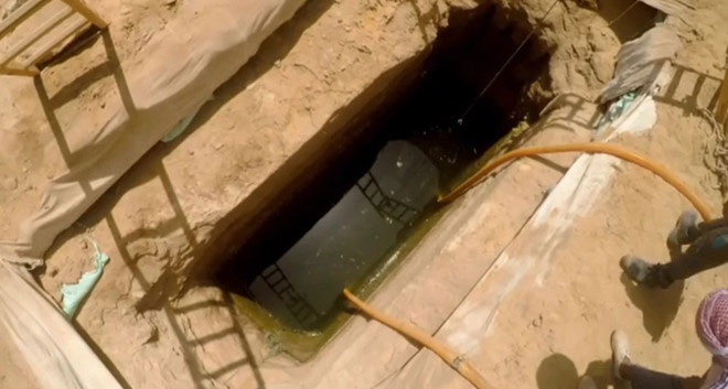 Picture 2 of Stunned discovery in ancient tomb 'human soup' in Egypt
