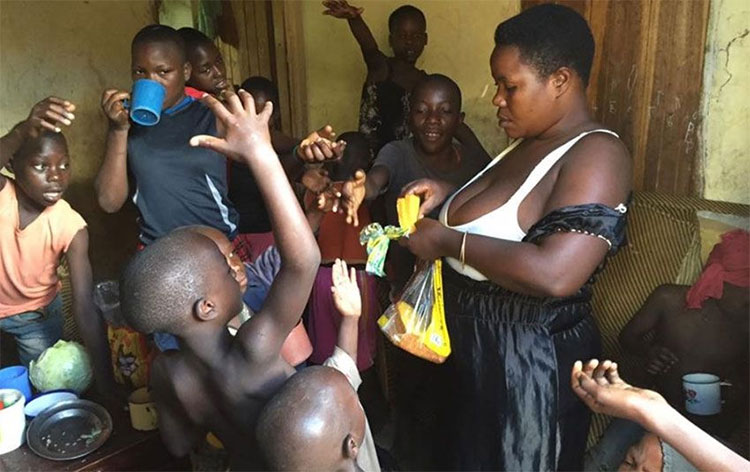 Picture 5 of Stunned with the most fertile woman in Africa: nearly 40 years old with 44 children