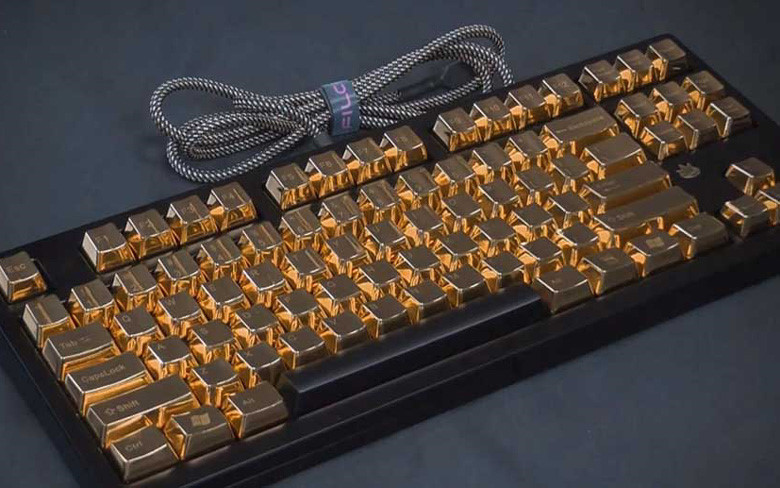 Picture 10 of Stunned with valuable keyboards ...