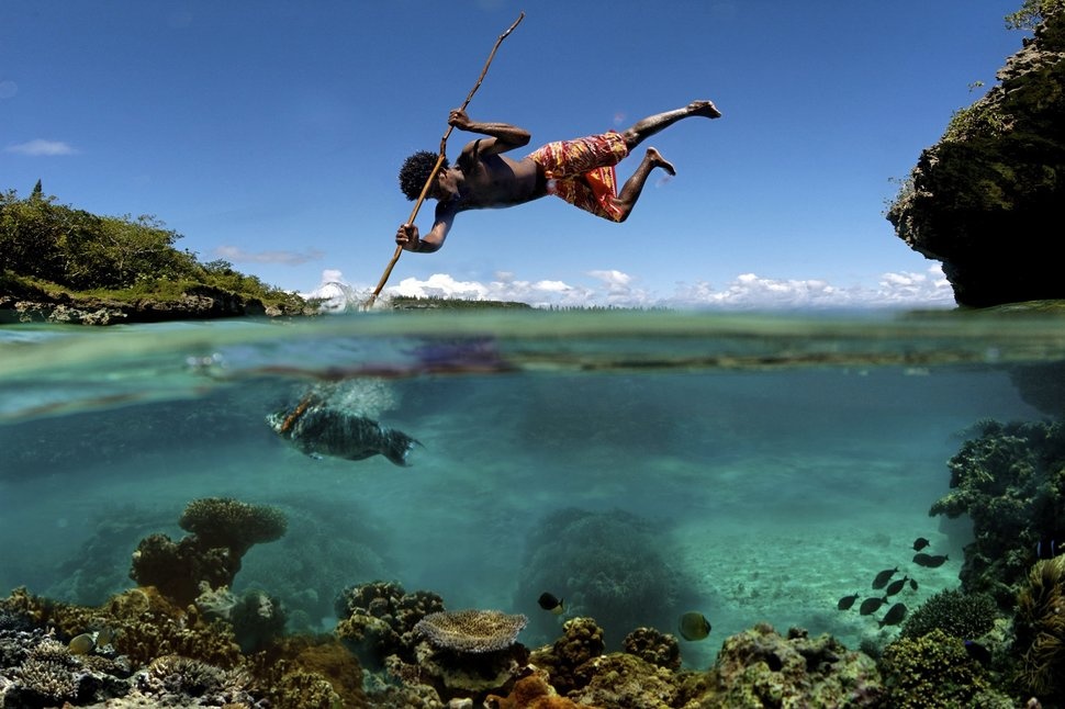 Picture 8 of Stunning images taken between the two worlds