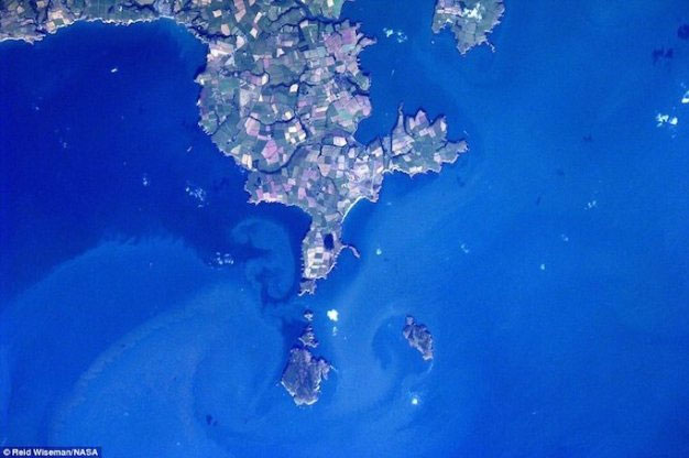 Stunning photos taken from the ISS station images 5