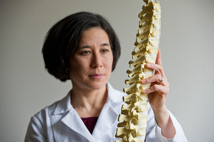 Picture 1 of Successful development of artificial spine helps people with paralysis to return to normal