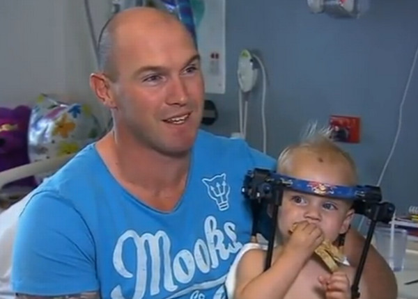 Picture 4 of Successful head transplant surgery for one-year-old boys