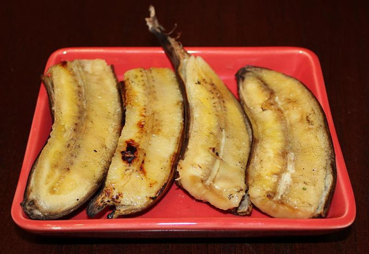 Picture 3 of Successful Japanese breeding bananas can eat the whole shell, costing 6 USD / fruit