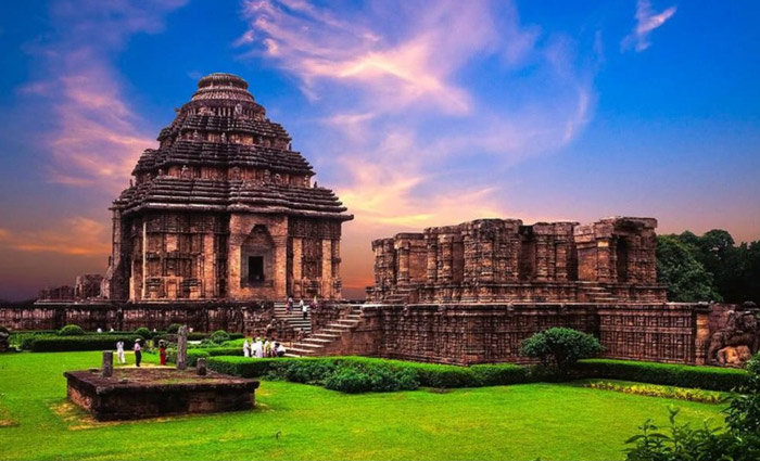 Picture 10 of Sun Temple Konark, Orissa - India