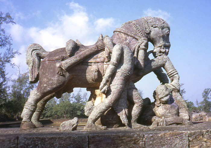 Picture 4 of Sun Temple Konark, Orissa - India