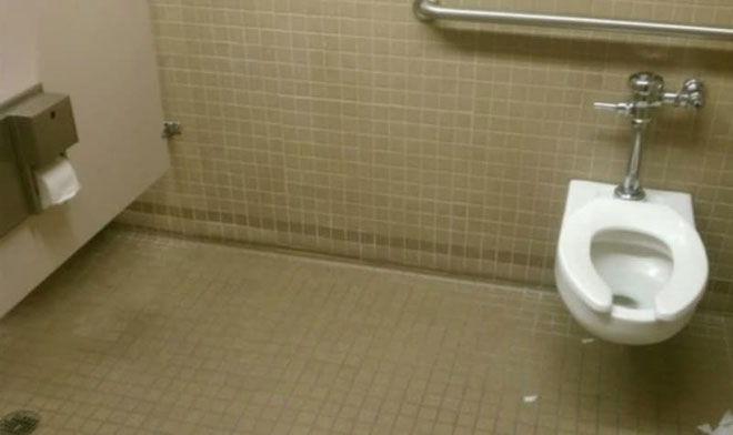 Picture 8 of Super disaster design of these 10 WC makes you tell yourself 'it would be better to stay longer'