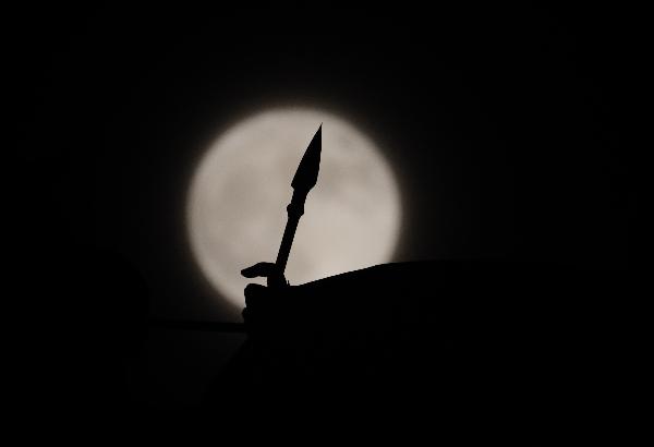 Picture 9 of 'Super moon' around the world