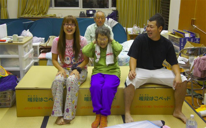 Picture 5 of Super toxic bed - A useful item for people who encounter earthquakes