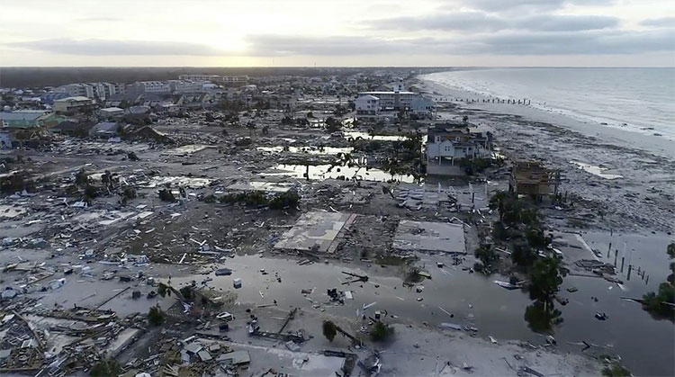 Picture 1 of Super typhoon Michael devastates the southern coast of America