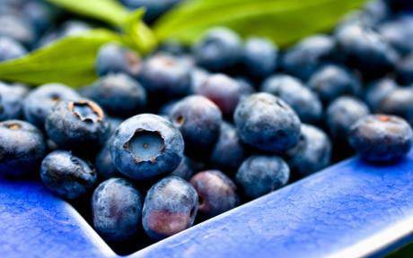 Picture 1 of Superfoods and risks