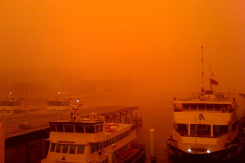 Picture 9 of Sydney is red because of the unusual sandstorm