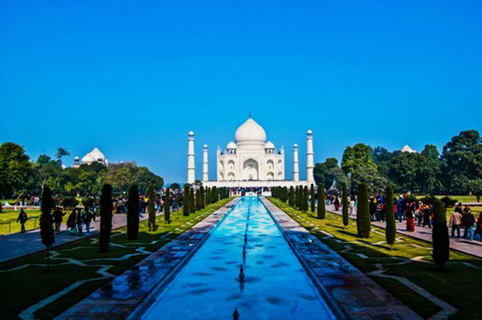 Picture 3 of Taj Mahal - India