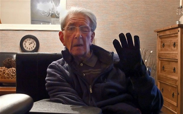 Picture 1 of Talking gloves