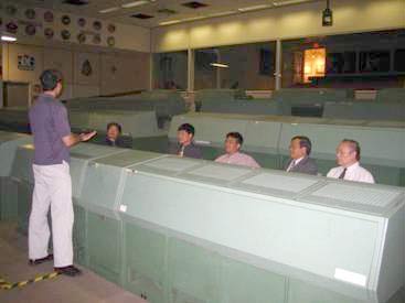 Picture 10 of Tell stories to visit NASA