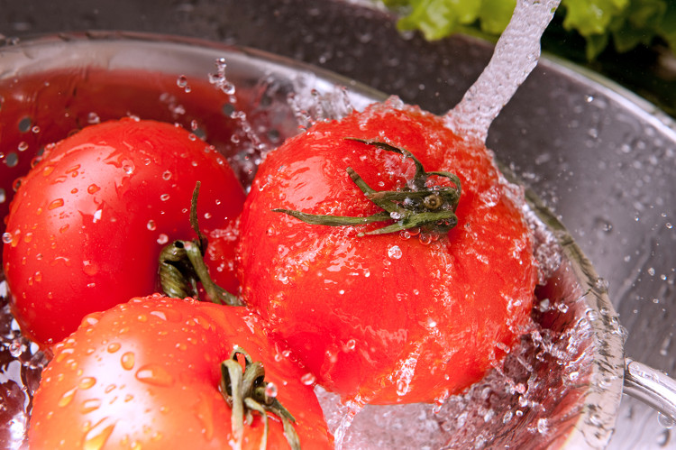Picture 1 of Tell you 4 best ways to remove pesticides, toxic chemicals on vegetables