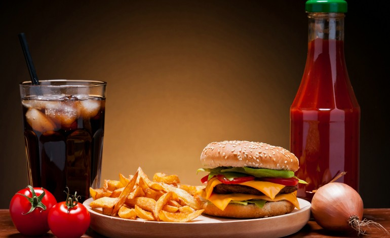 Picture 1 of Terrible harm has never been known when eating fastfood