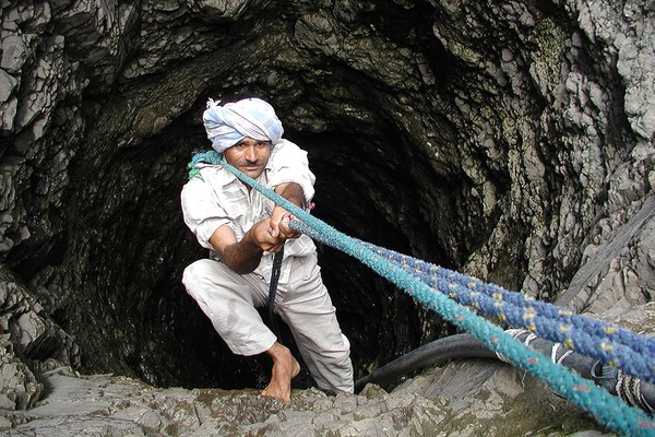 Picture 7 of Terrifying images of the situation of depleting clean water all over the world
