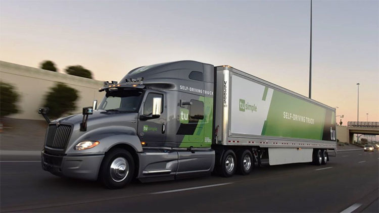 Picture 1 of Test truck self-driving parcel delivery on a route of more than 1,600km