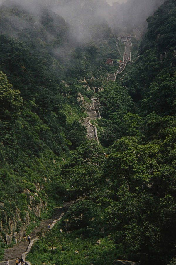 Picture 5 of Thai Son Mountain - World Wonder