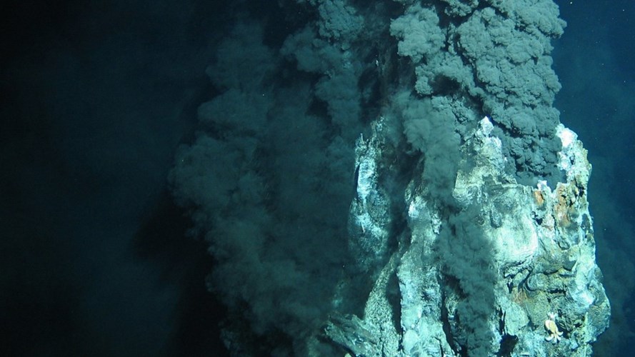 The 10 most shocking mysteries of the ocean floor